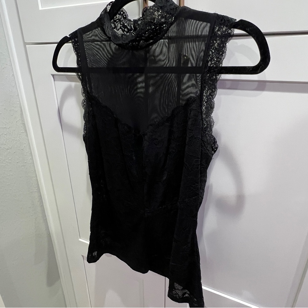 GUESS Black Lace Sheer Mock Neck Sleeveless Blouse